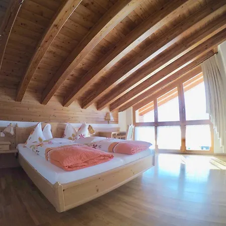 Haus Adora *